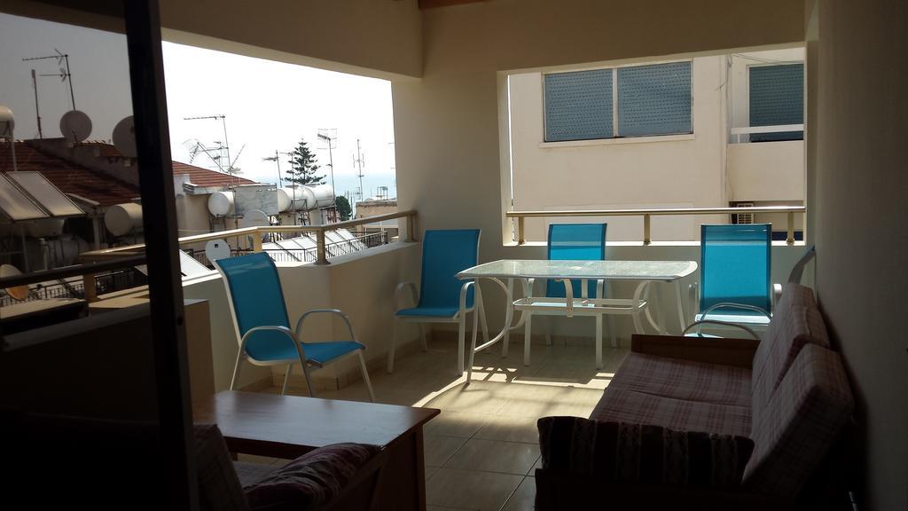 Panikos Beach Apartment I Larnaca Exteriér fotografie